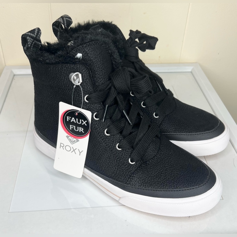Roxy Faux Fur Ivan High Top Booties Size 9 NWT